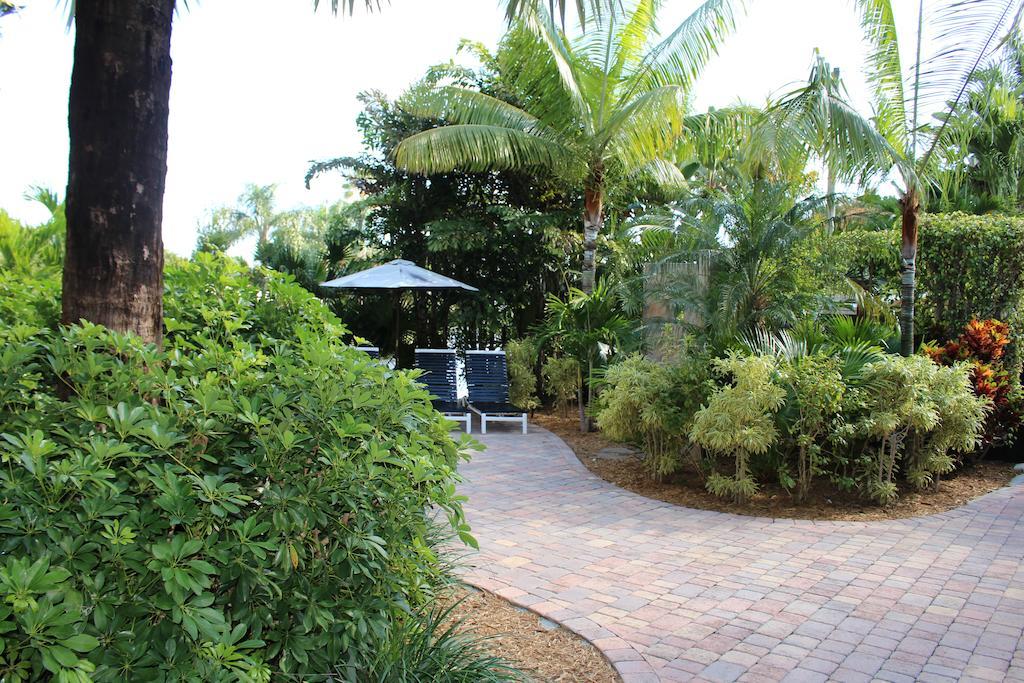 The Cabanas Guesthouse & Spa - Gay Resort Catering To Gay Men Oakland Park Ngoại thất bức ảnh