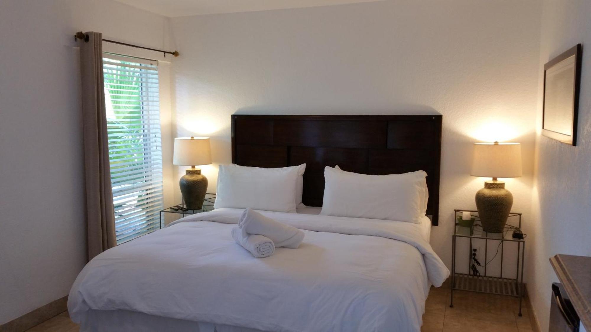The Cabanas Guesthouse & Spa - Gay Resort Catering To Gay Men Oakland Park Phòng bức ảnh