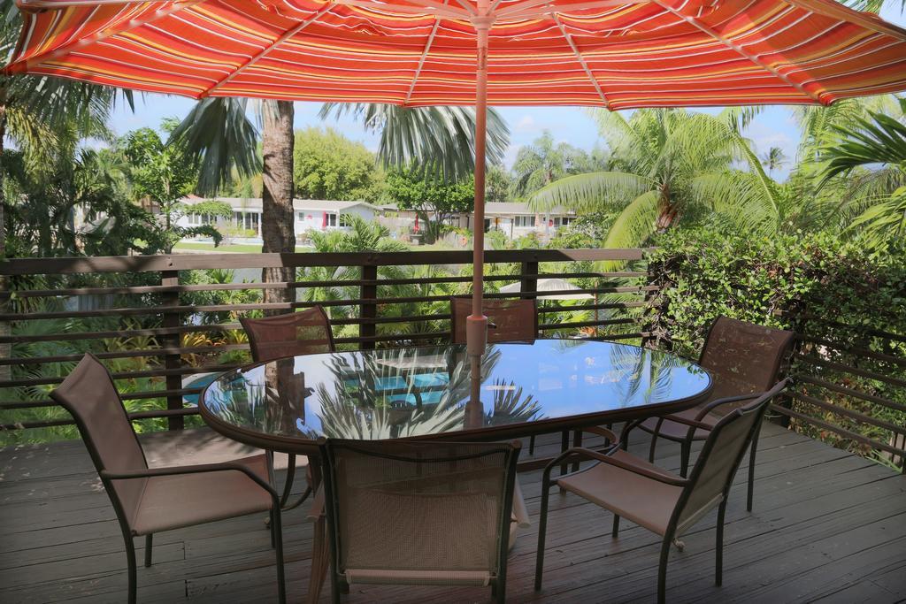 The Cabanas Guesthouse & Spa - Gay Resort Catering To Gay Men Oakland Park Ngoại thất bức ảnh